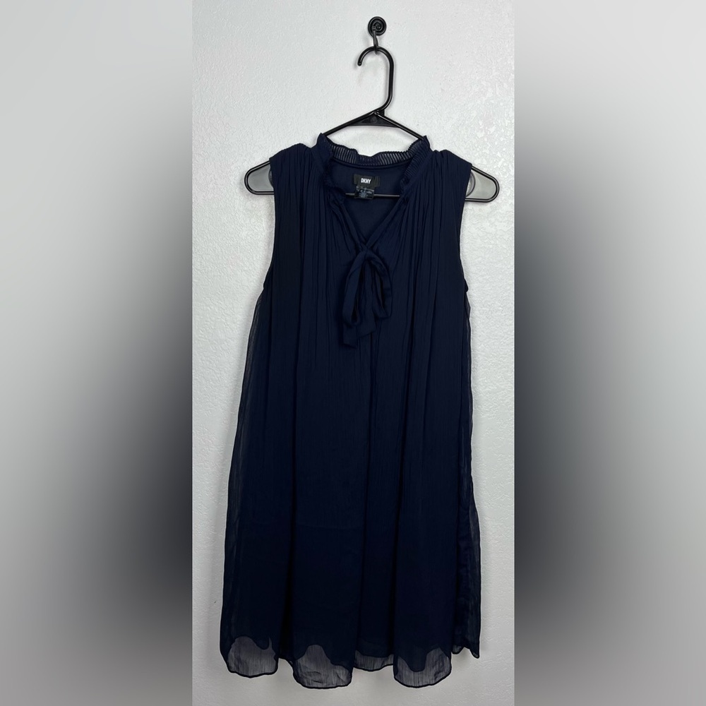 DKNY Womens Navy Ruffled Sleeveless Tie Neck Party Shift Dress Sz 6 Chic Summer